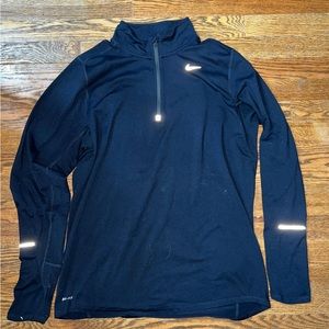 nike pull over